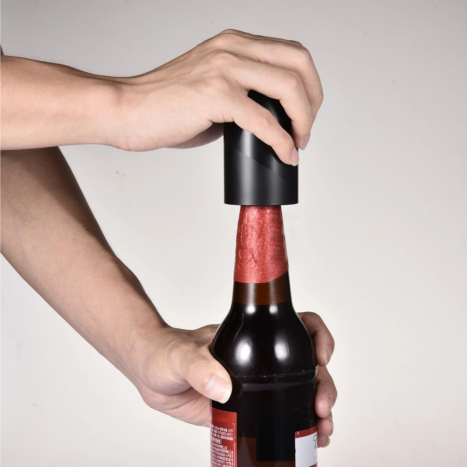 MagnetOpener™ - Desatador de Botellas Magnético