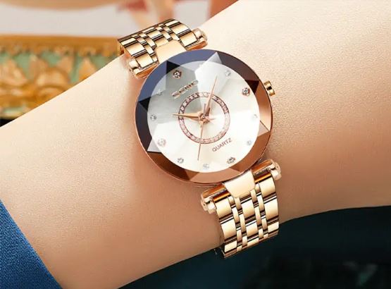 Reloj Diamond y Collar Trébol